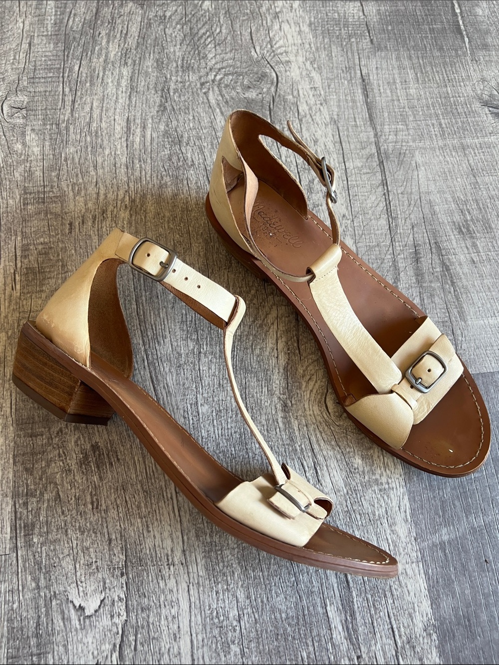 Madewell Loren Camel Tan T-Strap Sandals